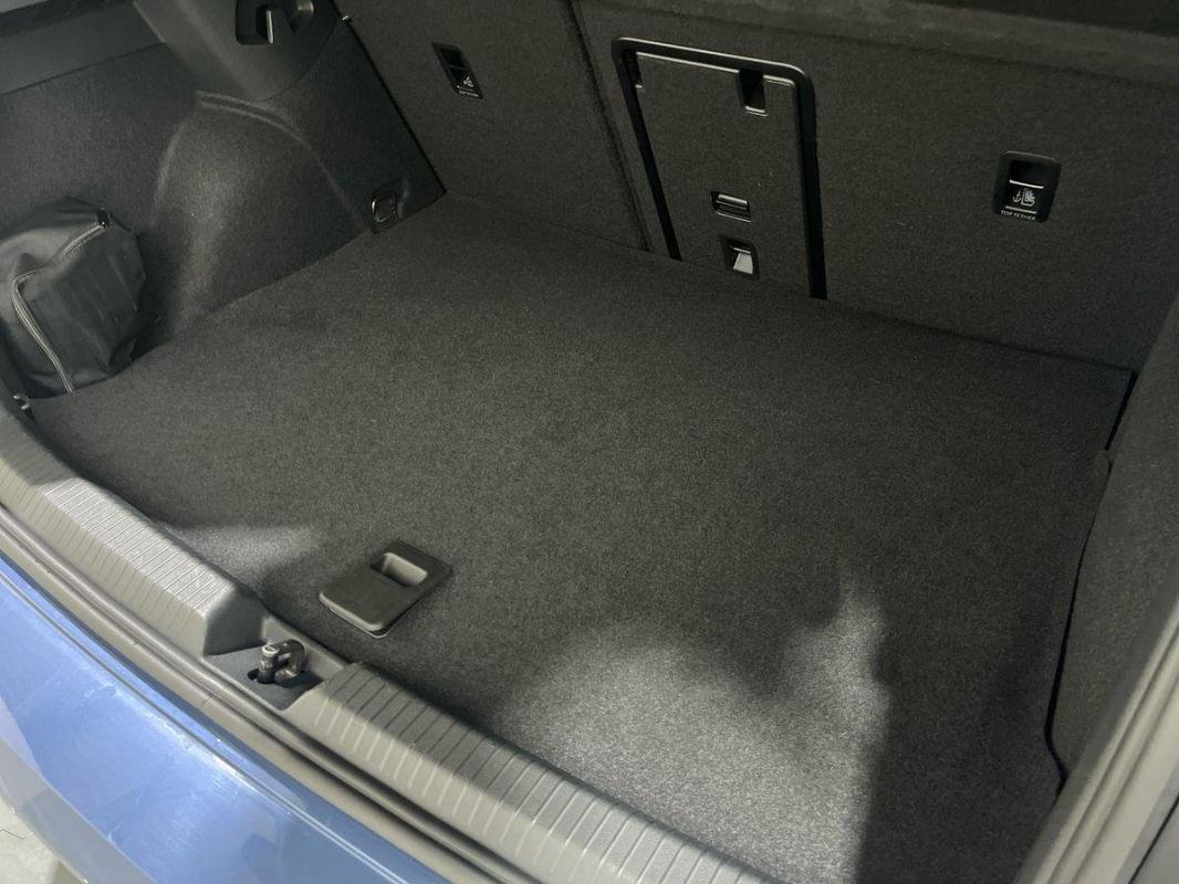 Volkswagen Golf - Photo 32