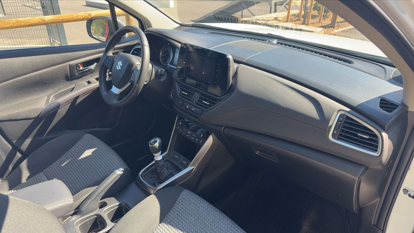 Suzuki s-cross - Photo 10