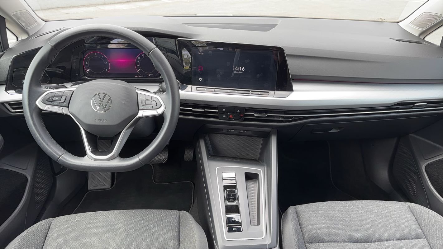 Volkswagen Golf - Photo 11