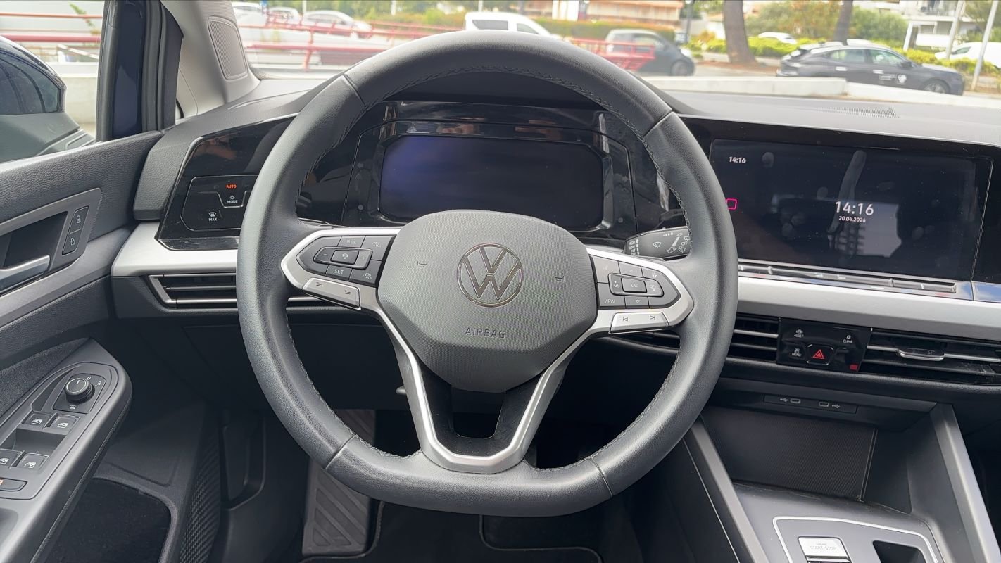 Volkswagen Golf - Photo 24