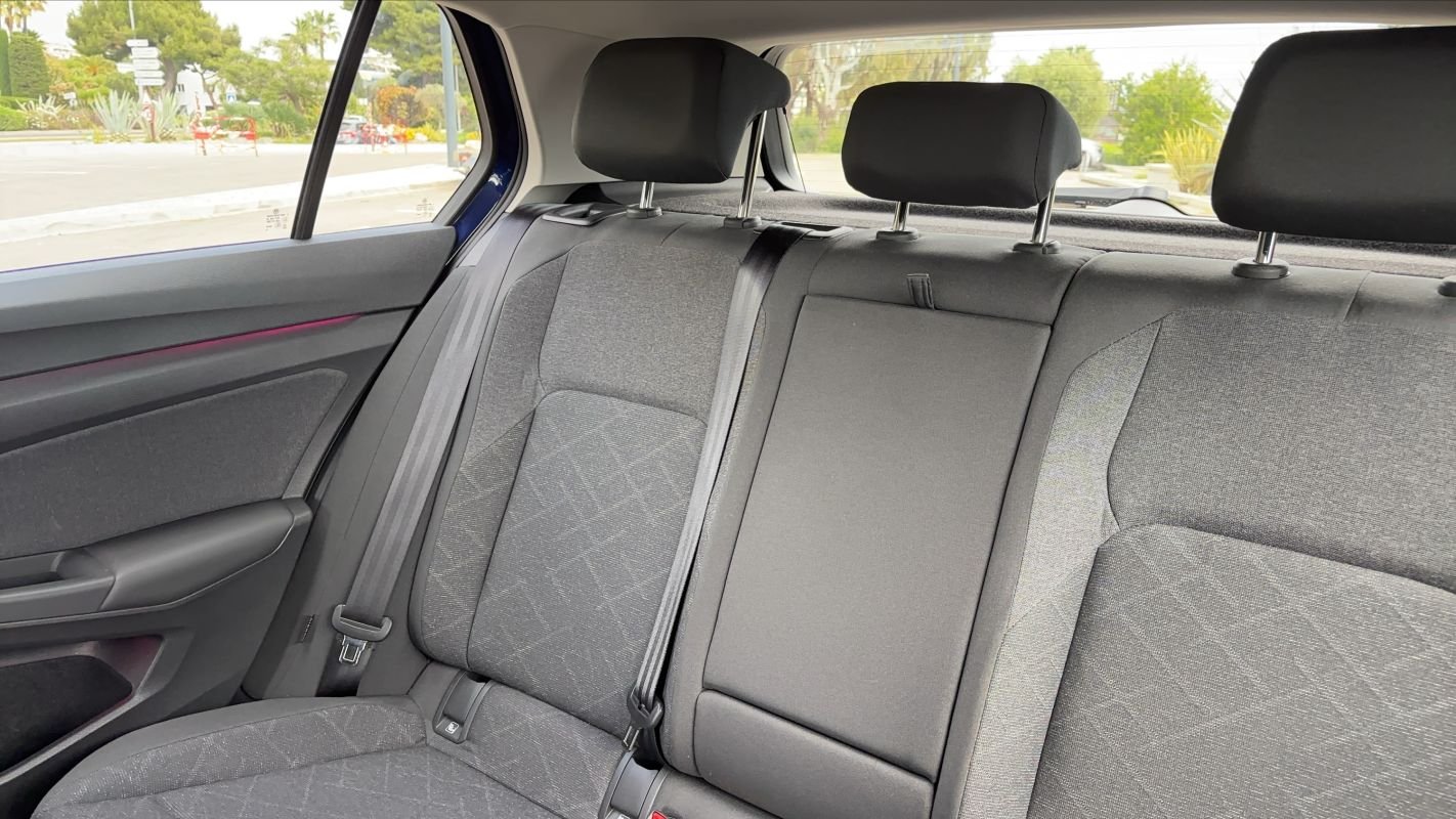 Volkswagen Golf - Photo 9