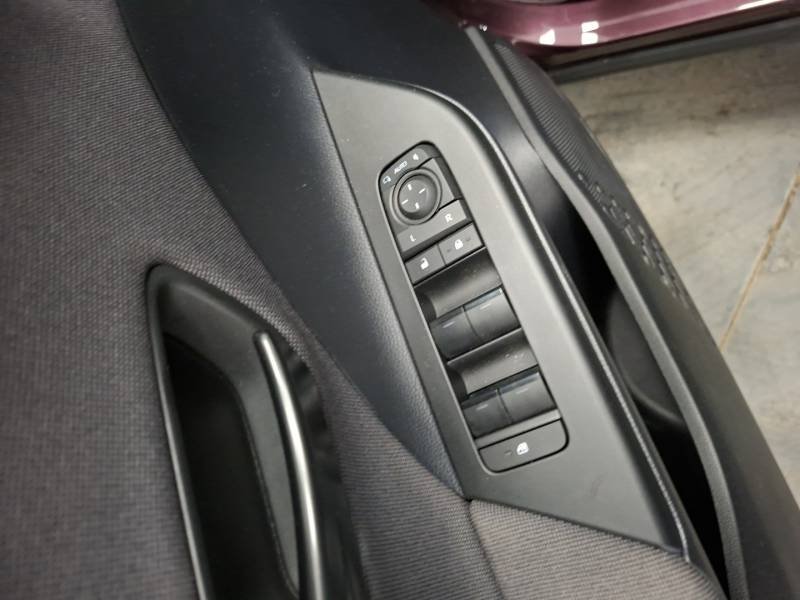 Toyota C-HR - Photo 21