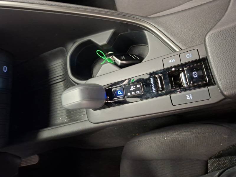 Toyota C-HR - Photo 25