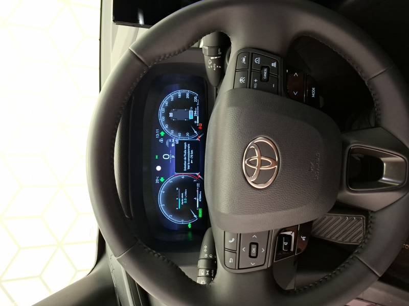 Toyota C-HR - Photo 18