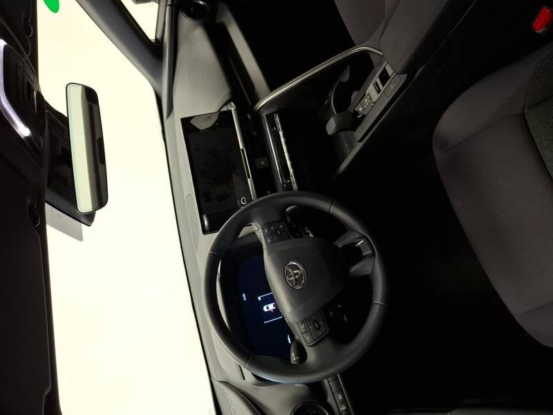 Toyota C-HR - Photo 11