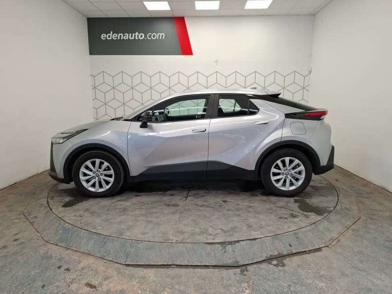 Toyota C-HR - Photo 2