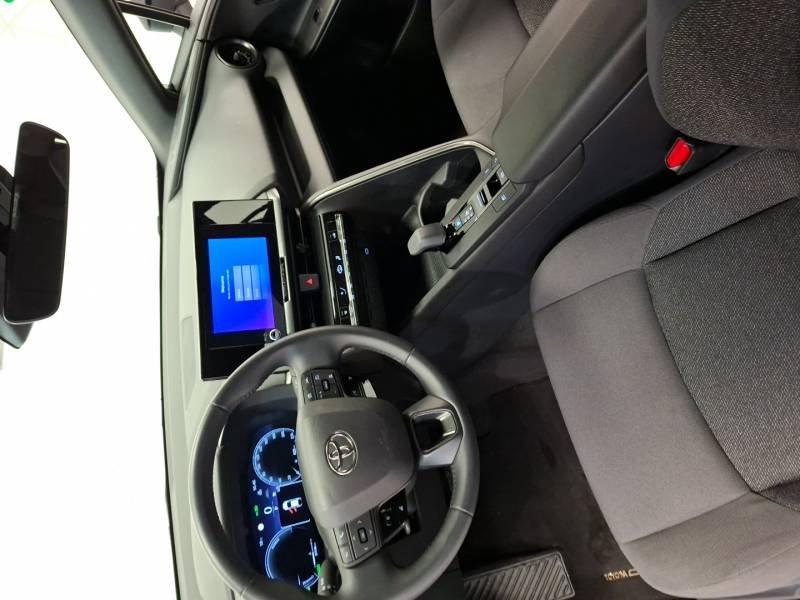Toyota C-HR - Photo 11
