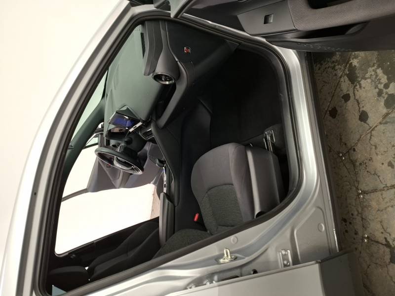 Toyota C-HR - Photo 12