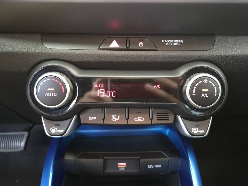 Kia Stonic - Photo 11