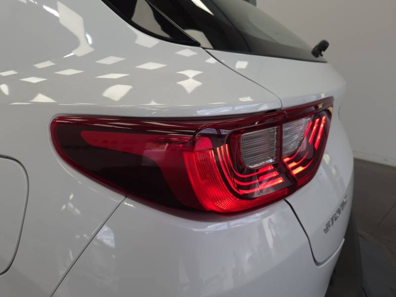 Kia Stonic - Photo 18