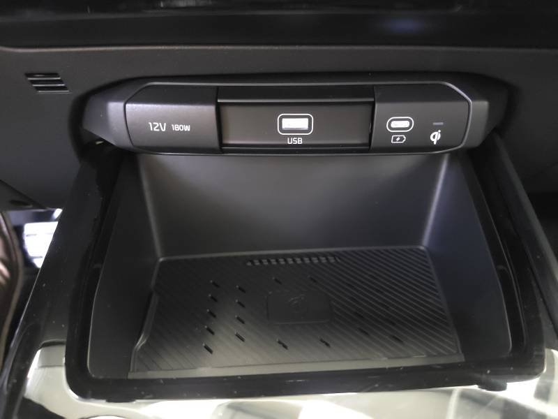 Kia Niro - Photo 15