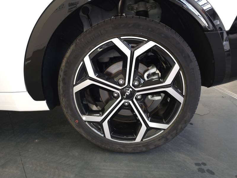 Kia Niro - Photo 28
