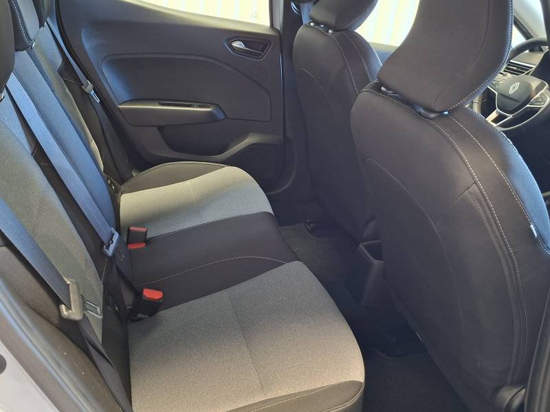 Renault Clio - Photo 17