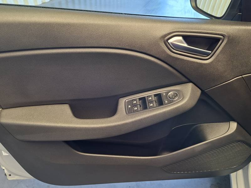 Renault Clio - Photo 28