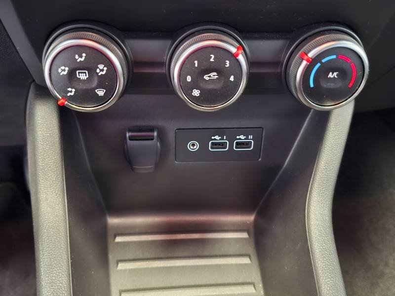 Renault Clio - Photo 32