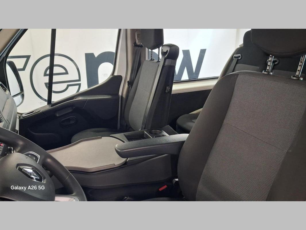 Renault Master - Photo 12