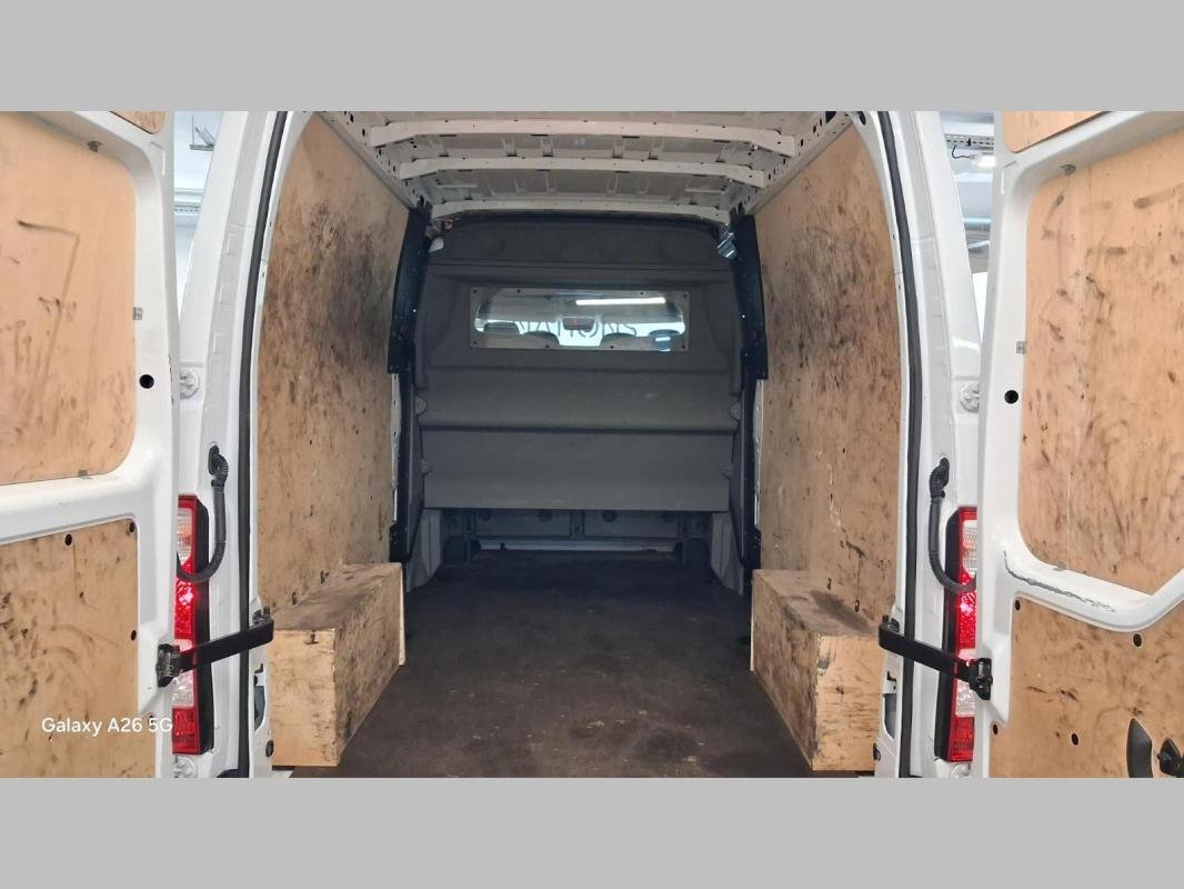 Renault Master - Photo 17
