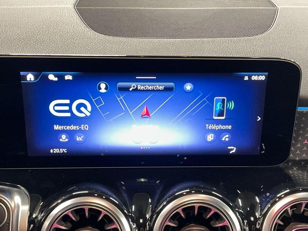 Mercedes EQB - Photo 16