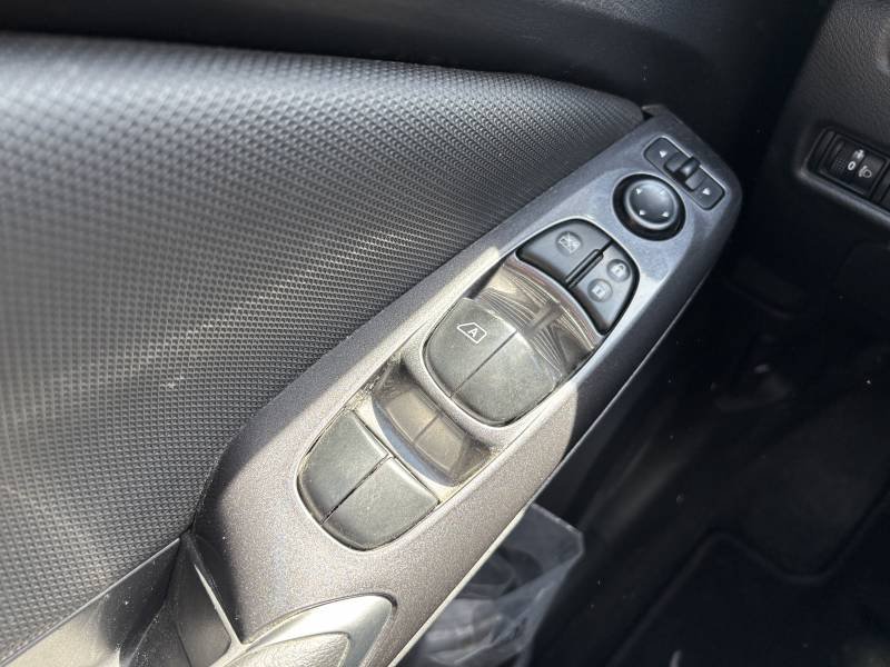 Nissan Juke - Photo 24