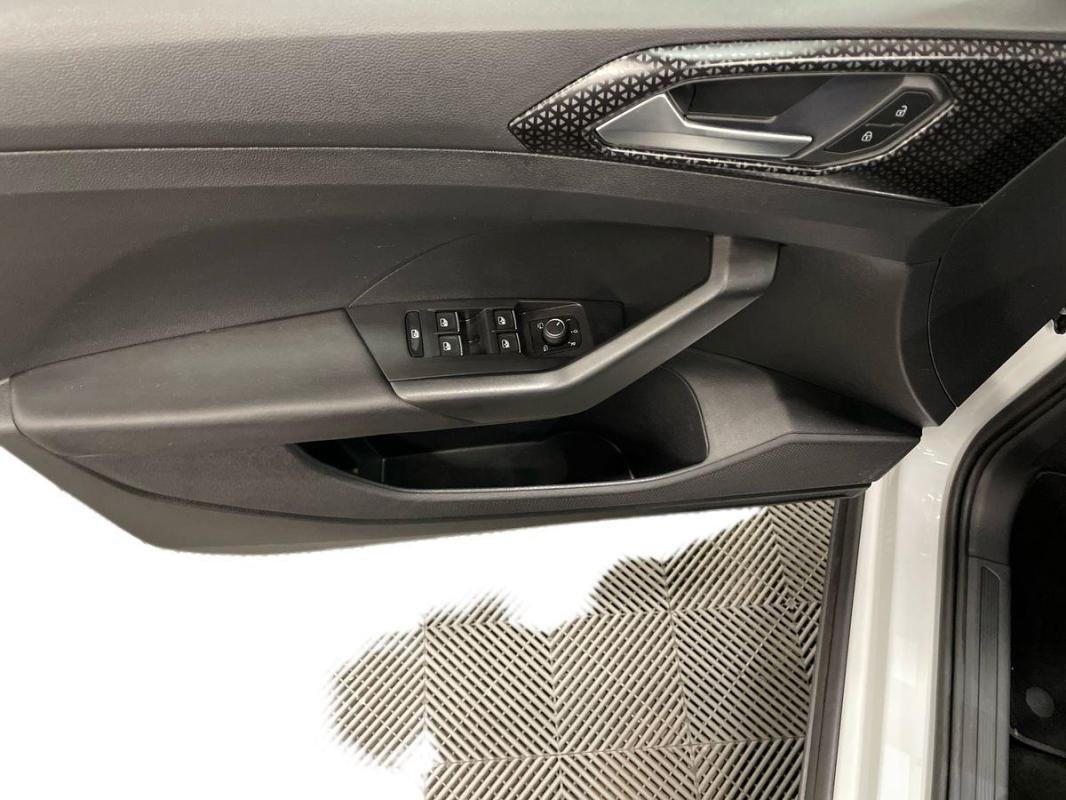 Volkswagen T-Cross - Photo 16