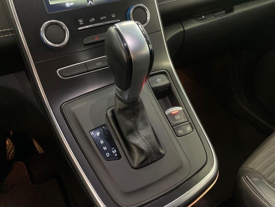 Renault Grand Scénic - Photo 11