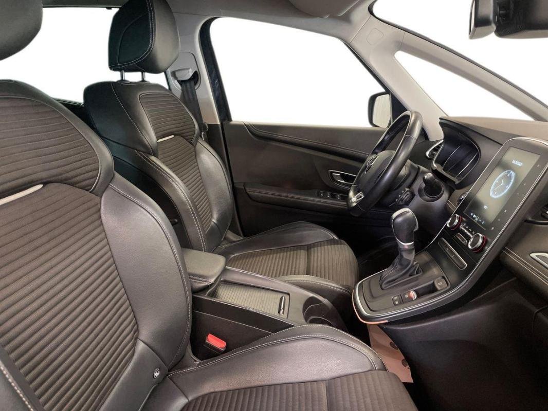 Renault Grand Scénic - Photo 13