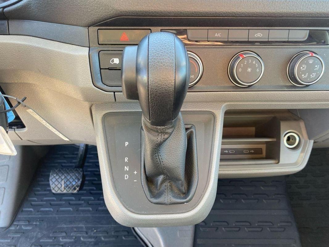 Volkswagen Crafter - Photo 11