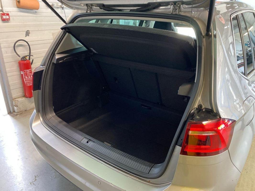 Volkswagen Golf Sportsvan - Photo 32