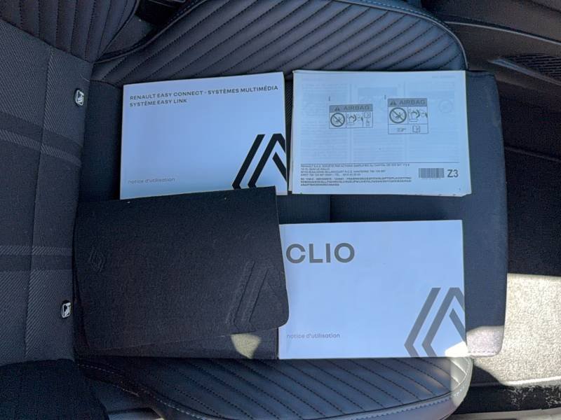 Renault Clio - Photo 21