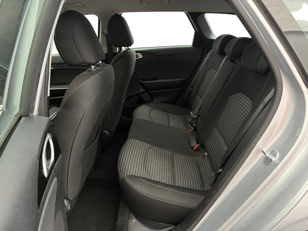 Kia Cee'd_SW - Photo 14