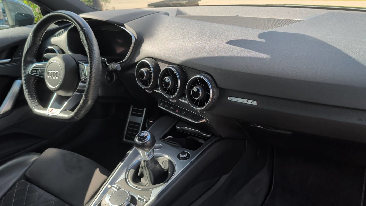 Audi TT - Photo 10