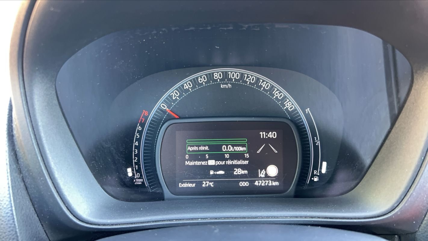 Toyota aygo x - Photo 12