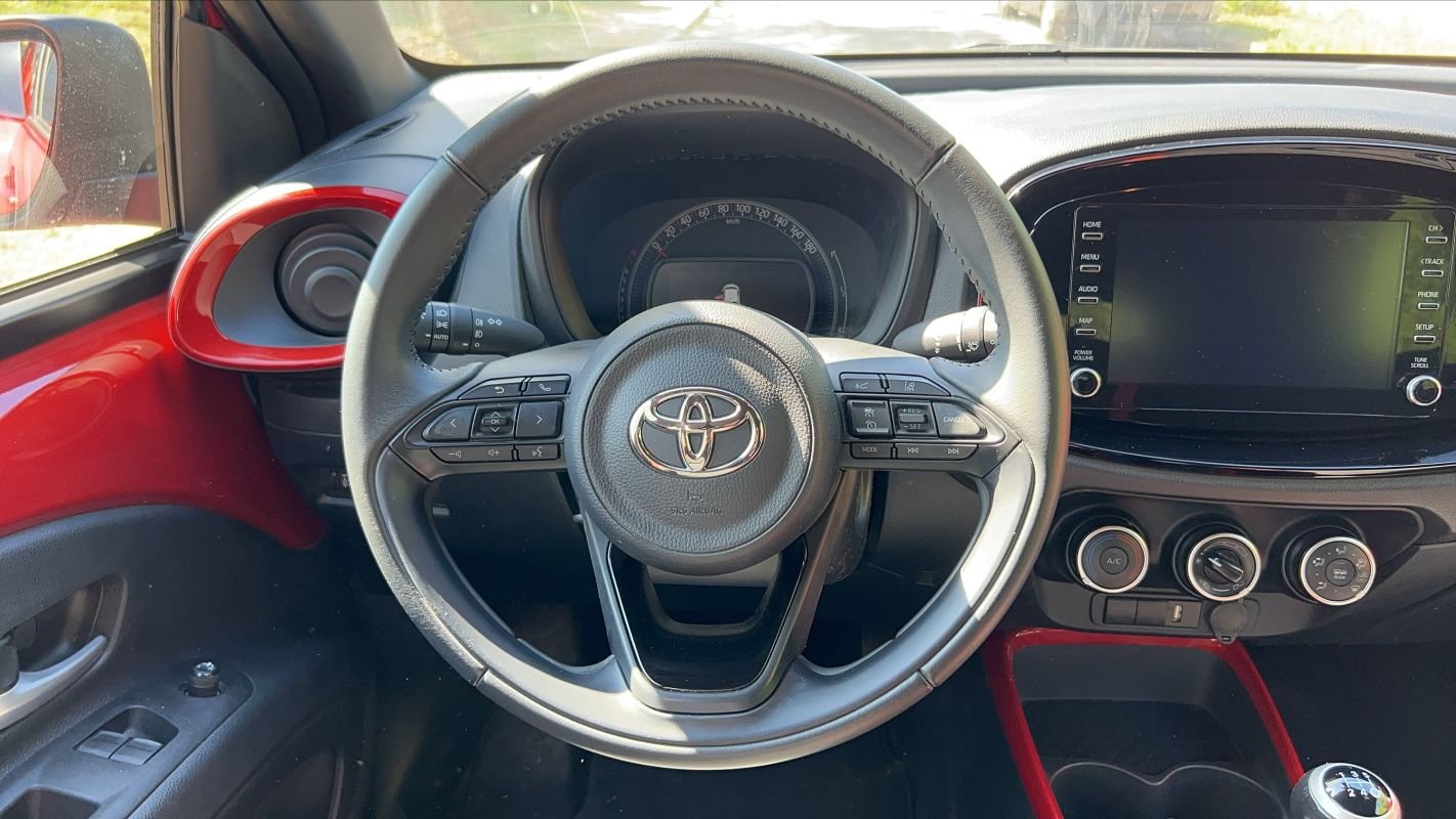Toyota aygo x - Photo 22