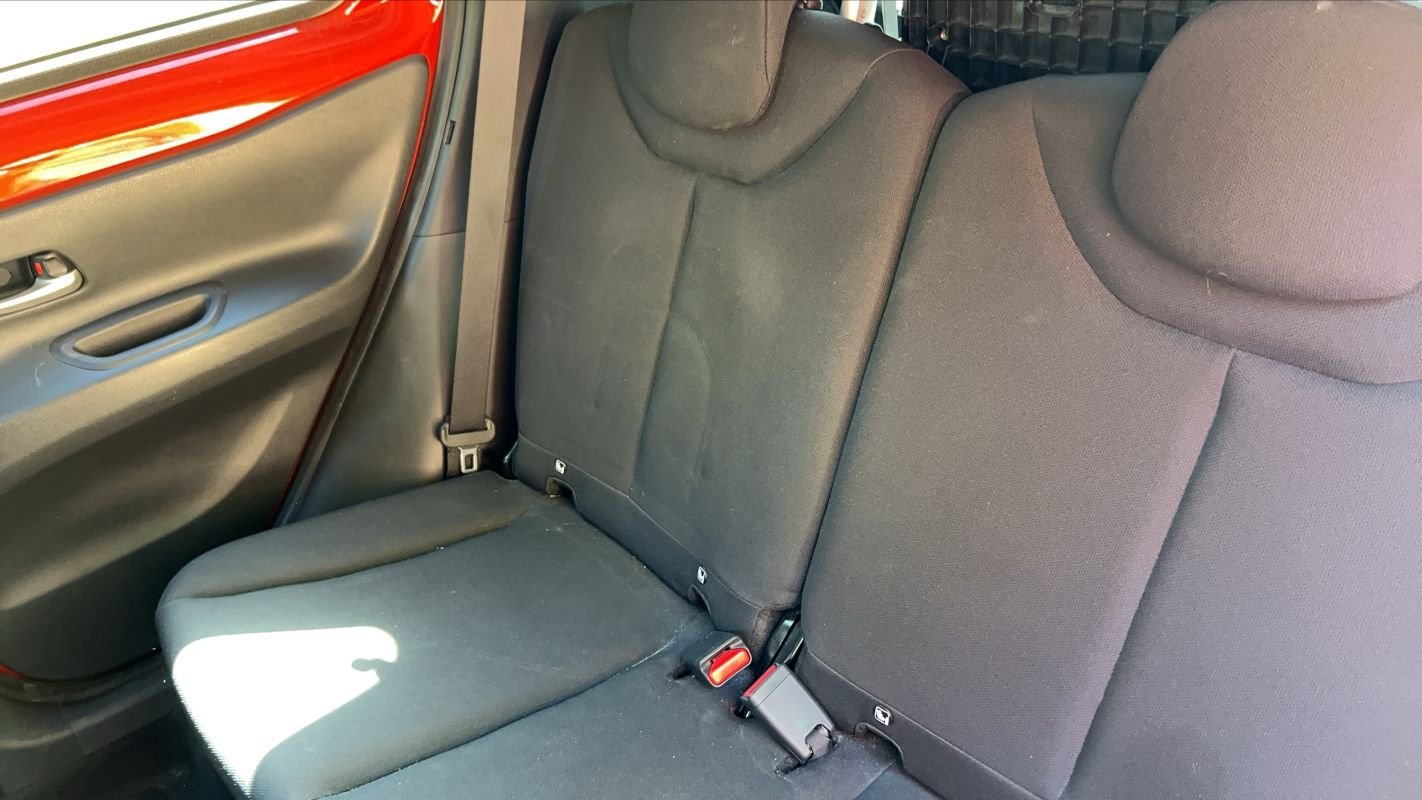 Toyota aygo x - Photo 9