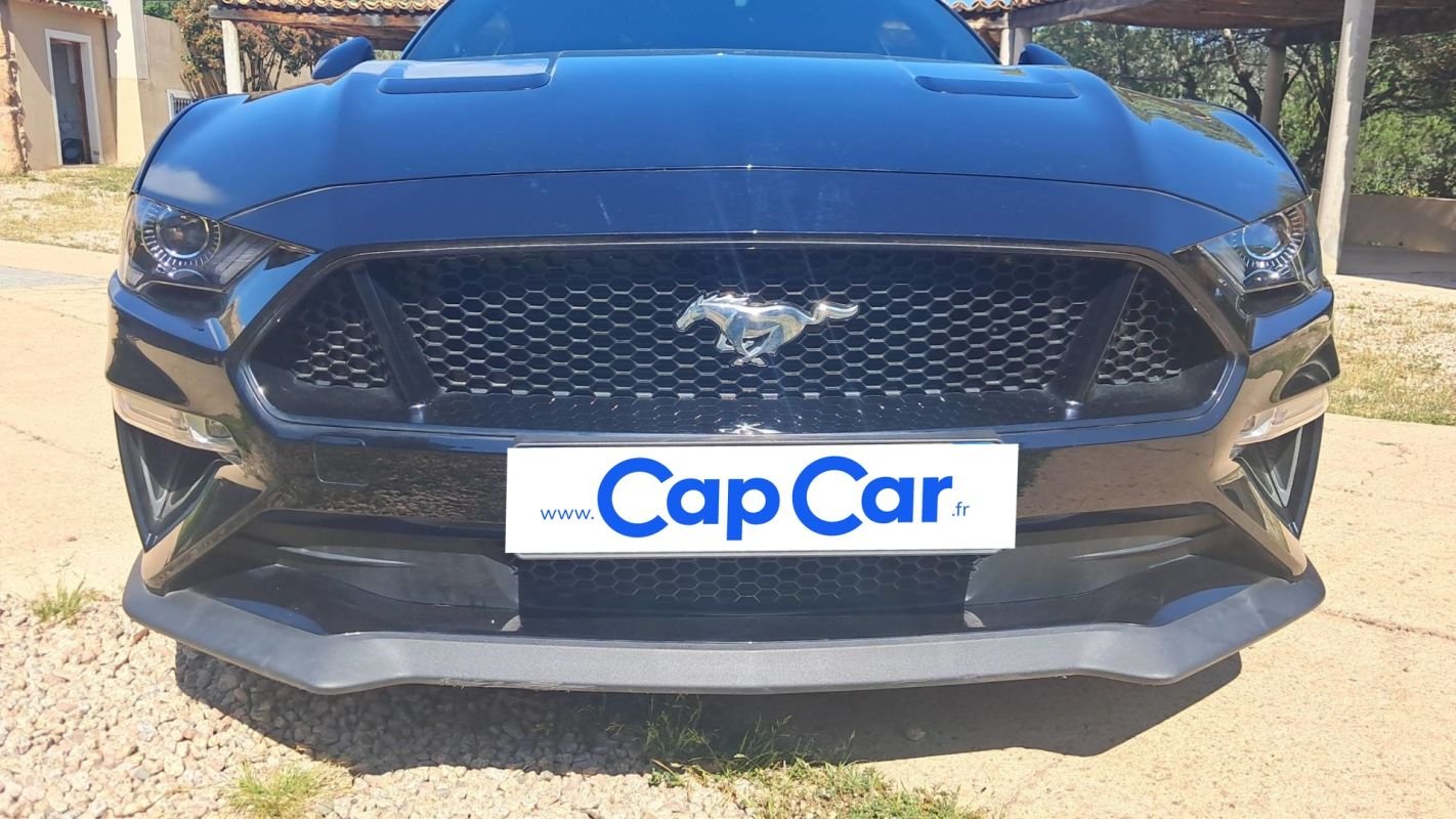 Ford Mustang Convertible - Photo 20