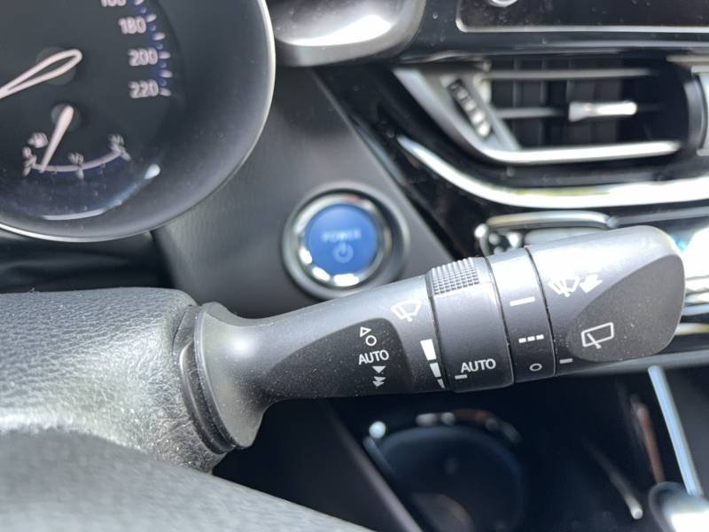 Toyota C-HR - Photo 24
