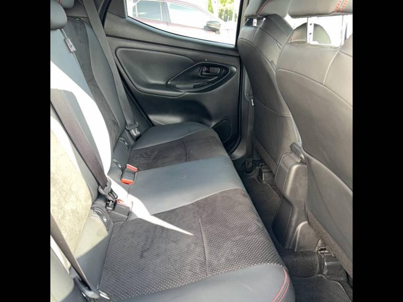 Toyota Yaris - Photo 13