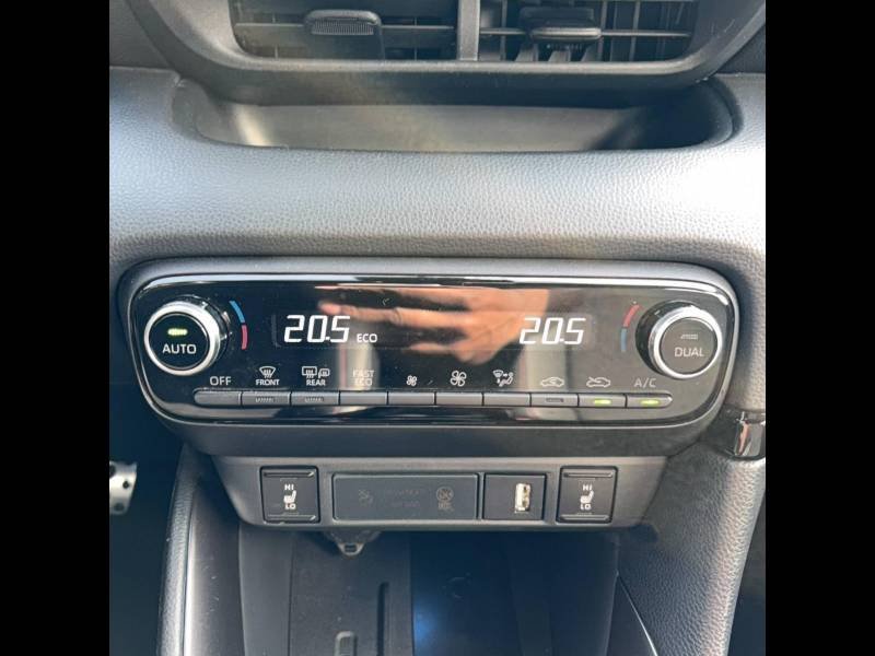 Toyota Yaris - Photo 16