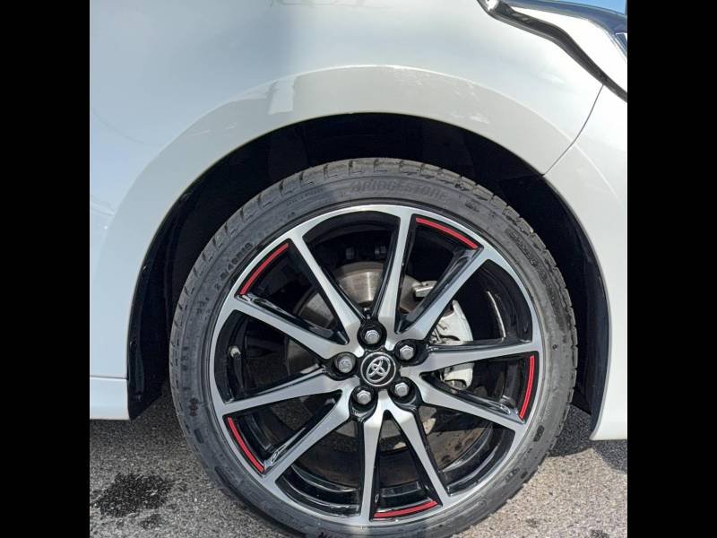 Toyota Yaris - Photo 9