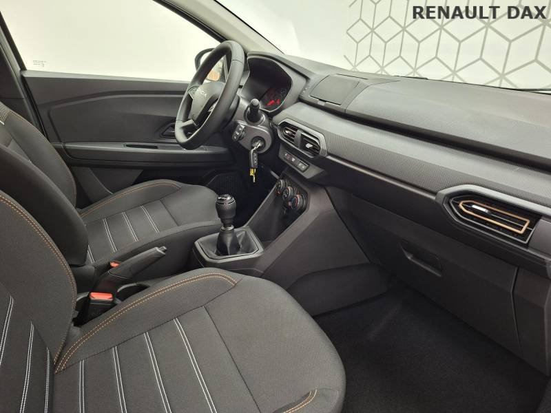 Dacia Sandero - Photo 28