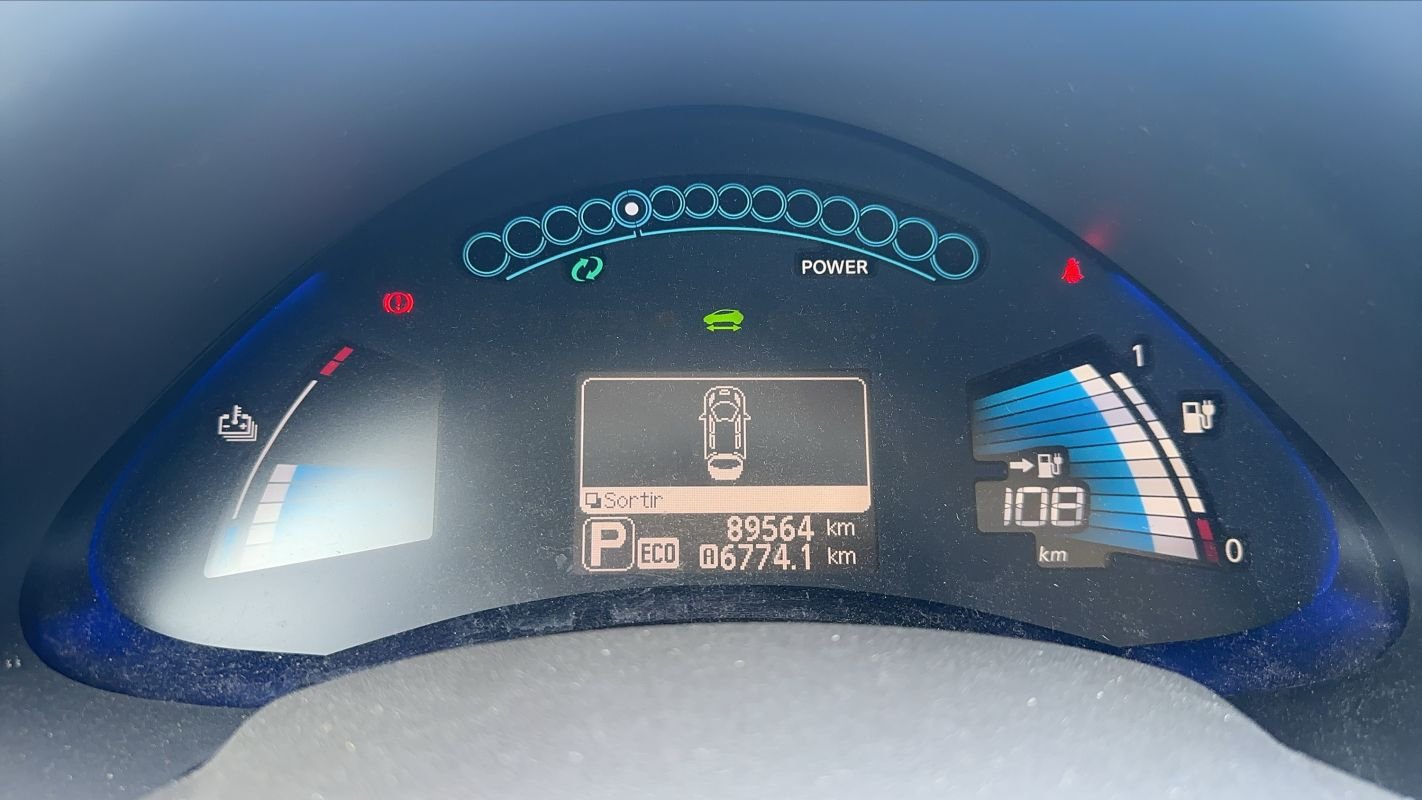 Nissan Leaf - Photo 12