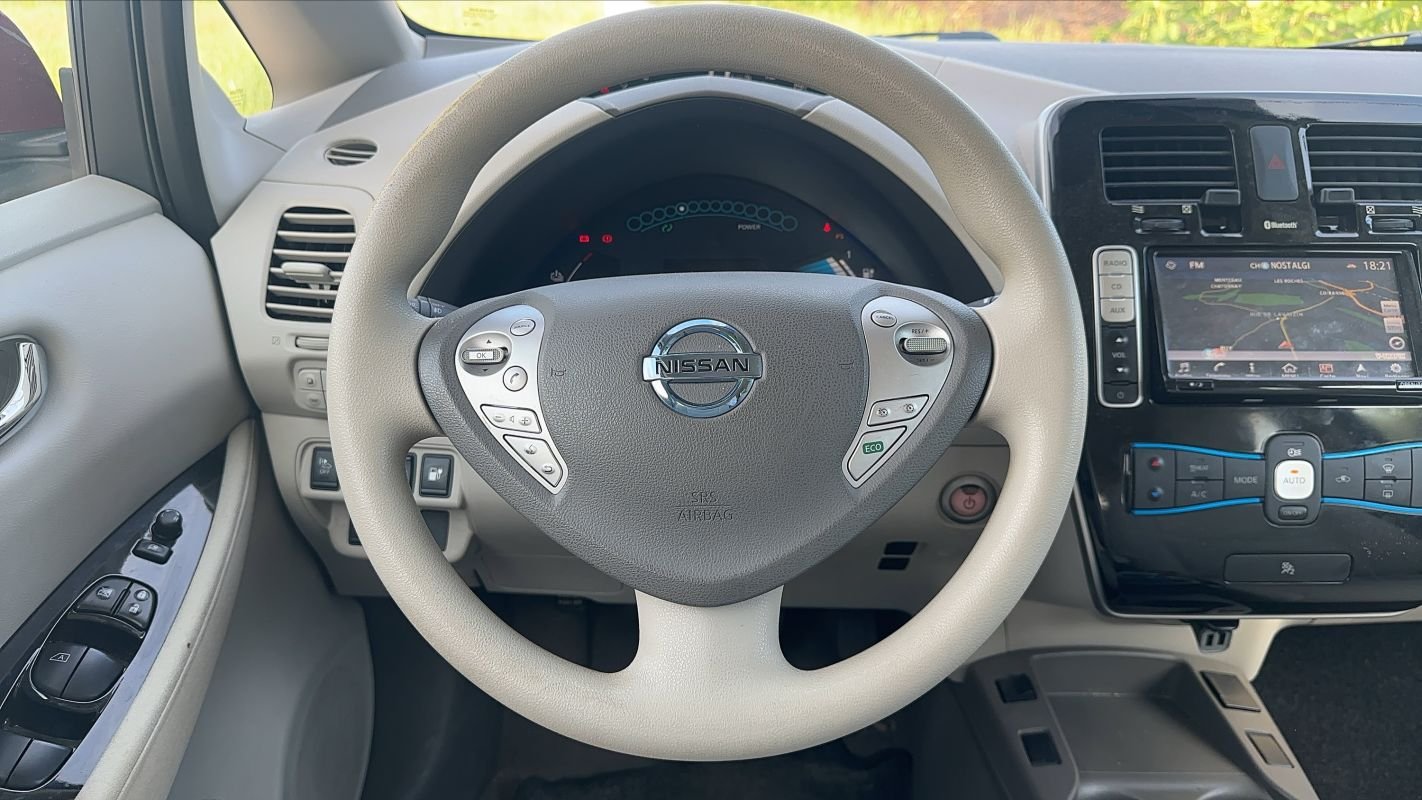 Nissan Leaf - Photo 24
