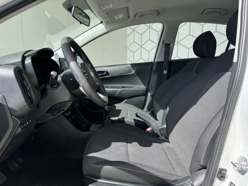 Kia Picanto - Photo 11