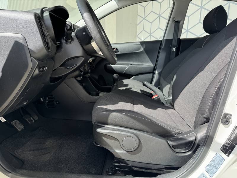 Kia Picanto - Photo 12
