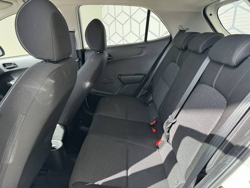 Kia Picanto - Photo 18