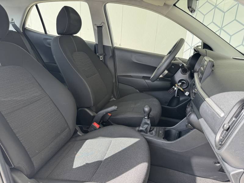 Kia Picanto - Photo 36
