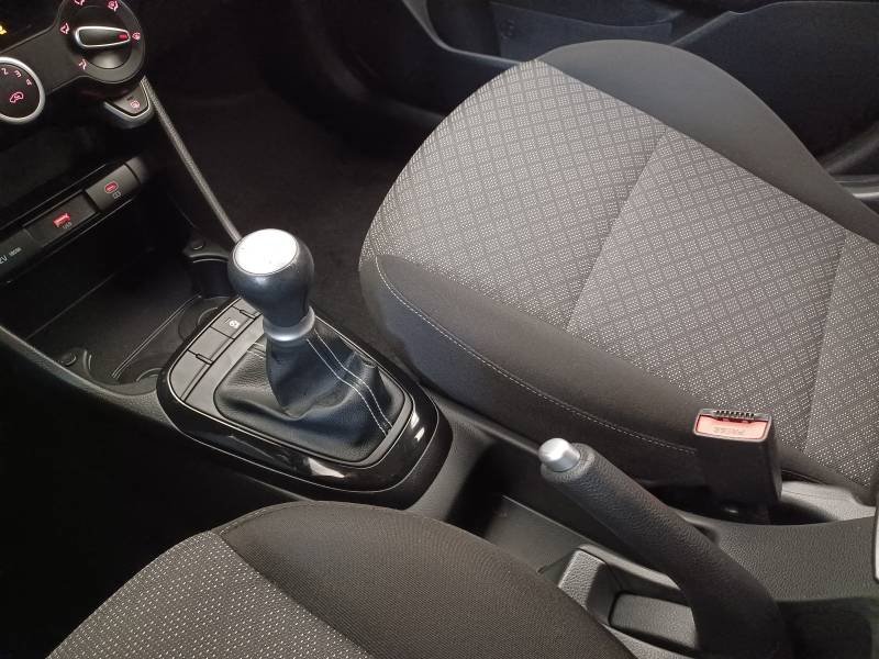 Kia Picanto - Photo 21