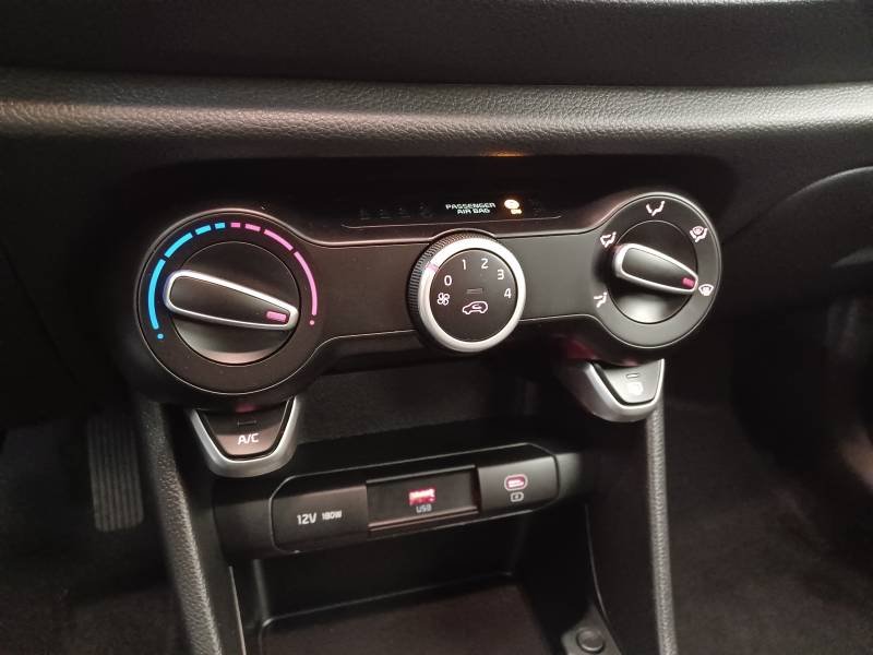 Kia Picanto - Photo 28