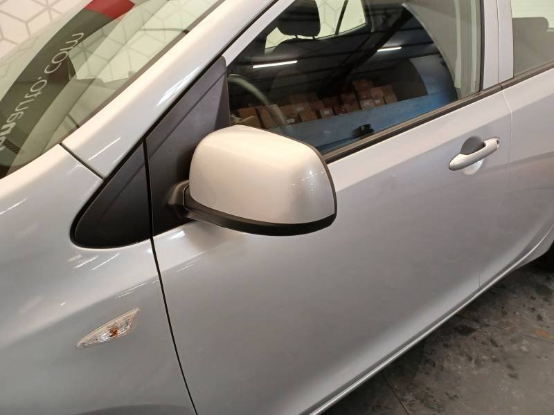 Kia Picanto - Photo 37