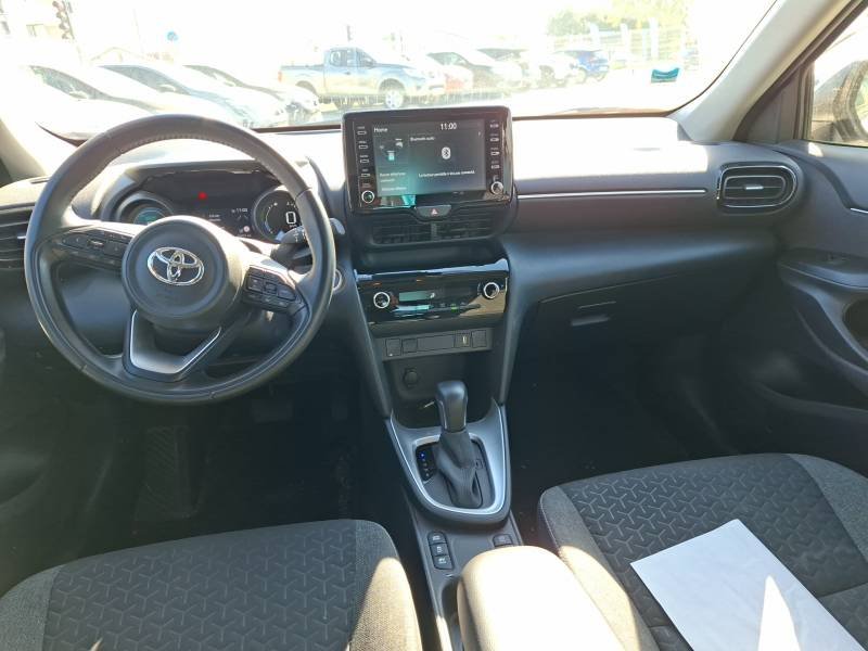 Toyota Yaris - Photo 11